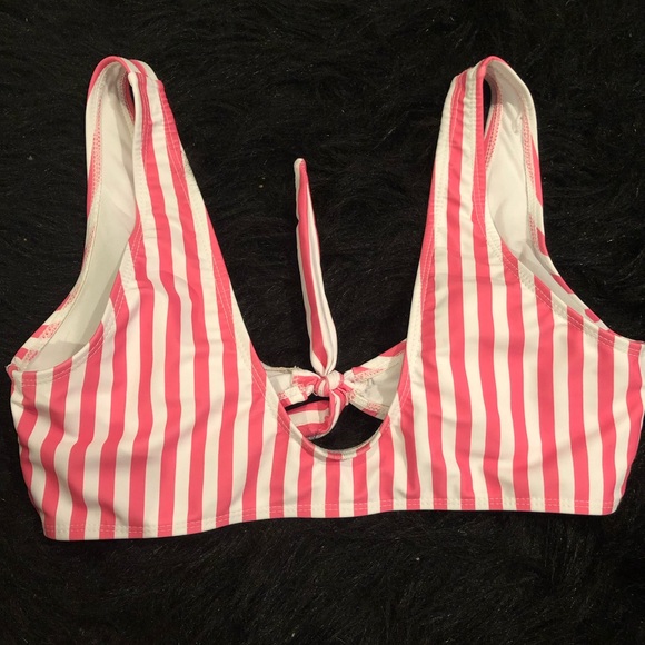 Pink stripped bikini - Picture 5 of 5